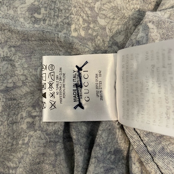 Gucci dress shirt 50% Silk - Picture 3 of 5